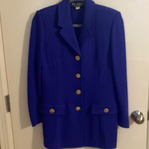 St. John classic purple, two-piece assemble. Top size 6 pants size 4